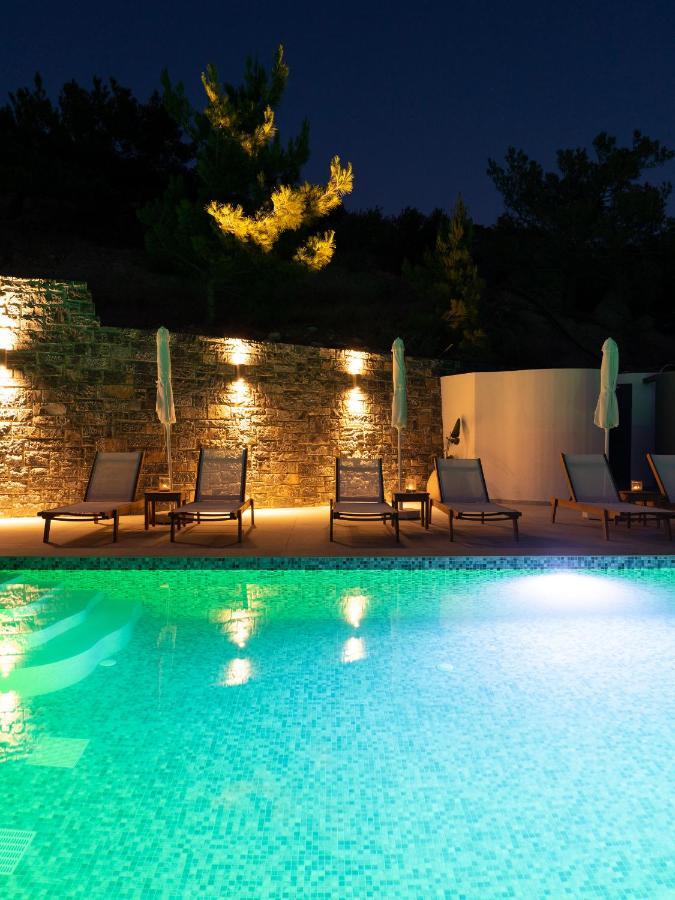 Pignolia Suites - Adults Only Ierápetra Buitenkant foto